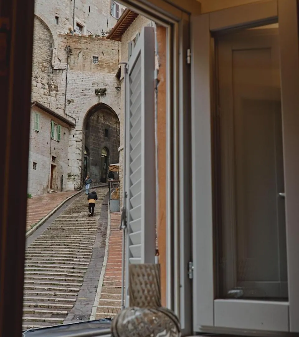 Camillo Benso - M&M Holiday House Perugia